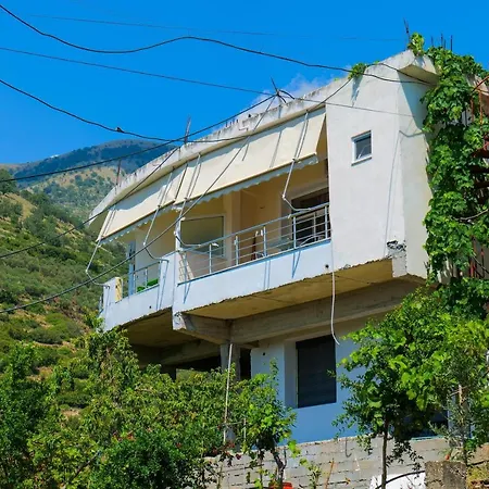 Vila Sala Apartmán *
